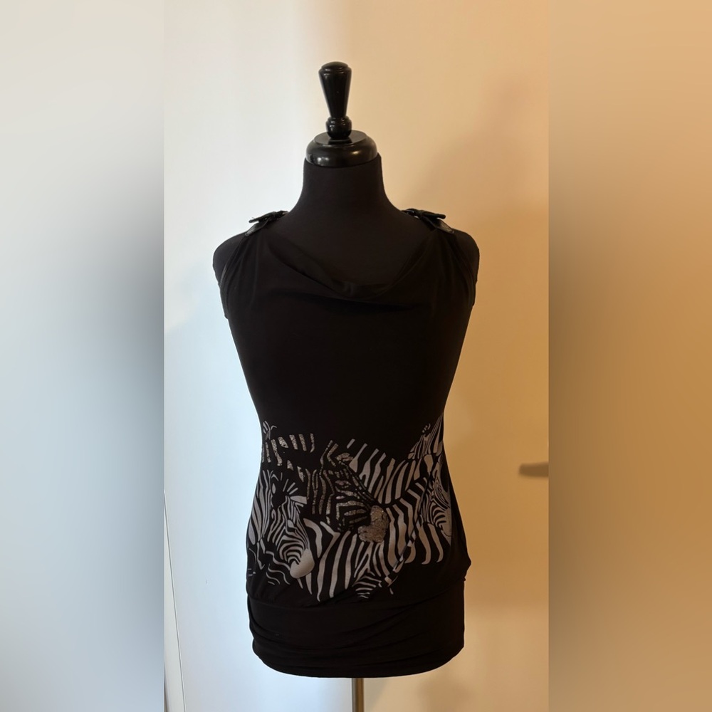 Demore Black and White Top